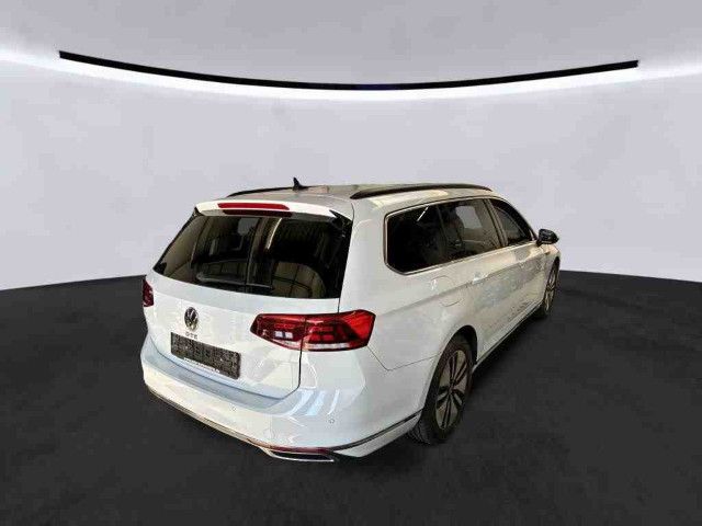 Fahrzeugabbildung Volkswagen Passat Variant 1.4 lTSI eHybrid LED RFK ACC SHZ