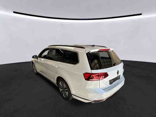 Fahrzeugabbildung Volkswagen Passat Variant 1.4 lTSI eHybrid LED RFK ACC SHZ