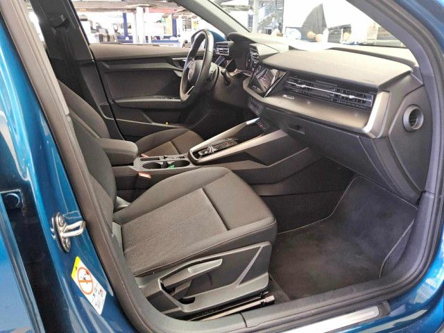 Fahrzeugabbildung Audi A3 Sportback advanced 30TDI NAVI LED GRA SHZ VC