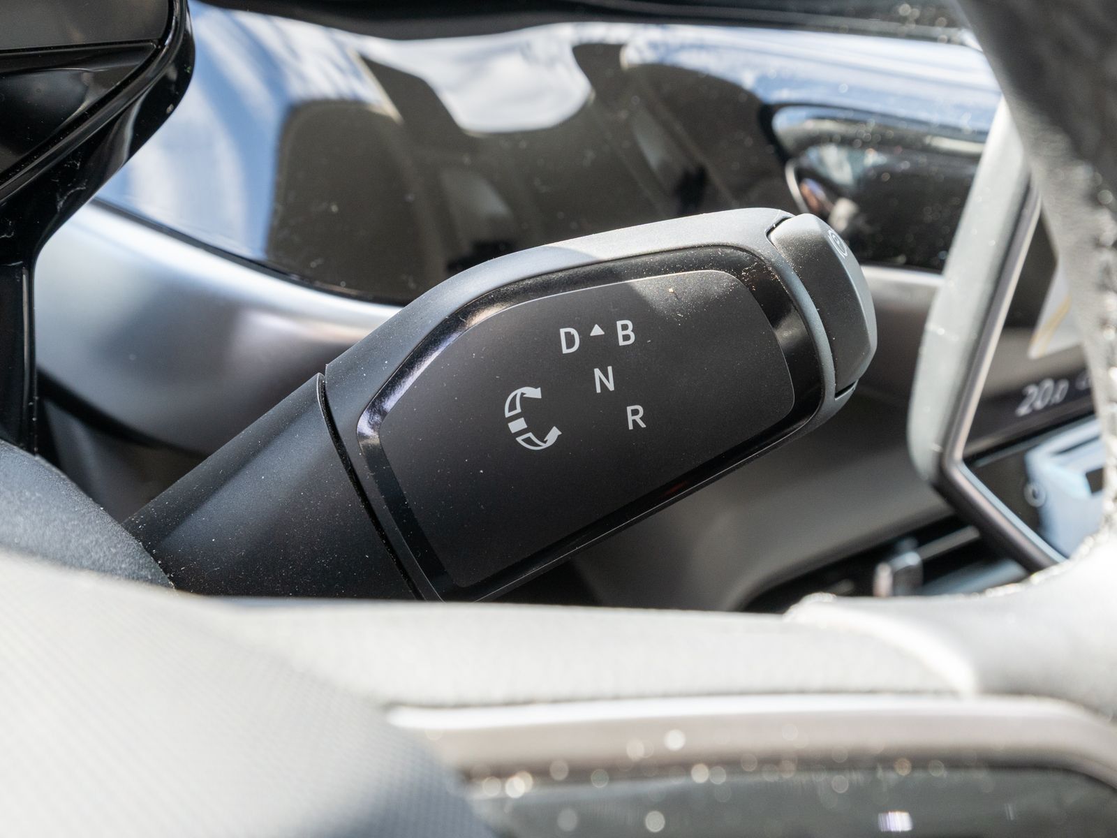 Fahrzeugabbildung Volkswagen ID.Buzz Pro Heckantrieb LED Navi HUD RFK AHK ACC