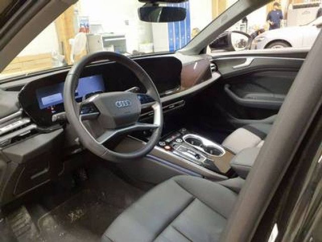 Fahrzeugabbildung Audi A6 Avant 40TDI MATRIX HUD 360° AHK LEDER B&O