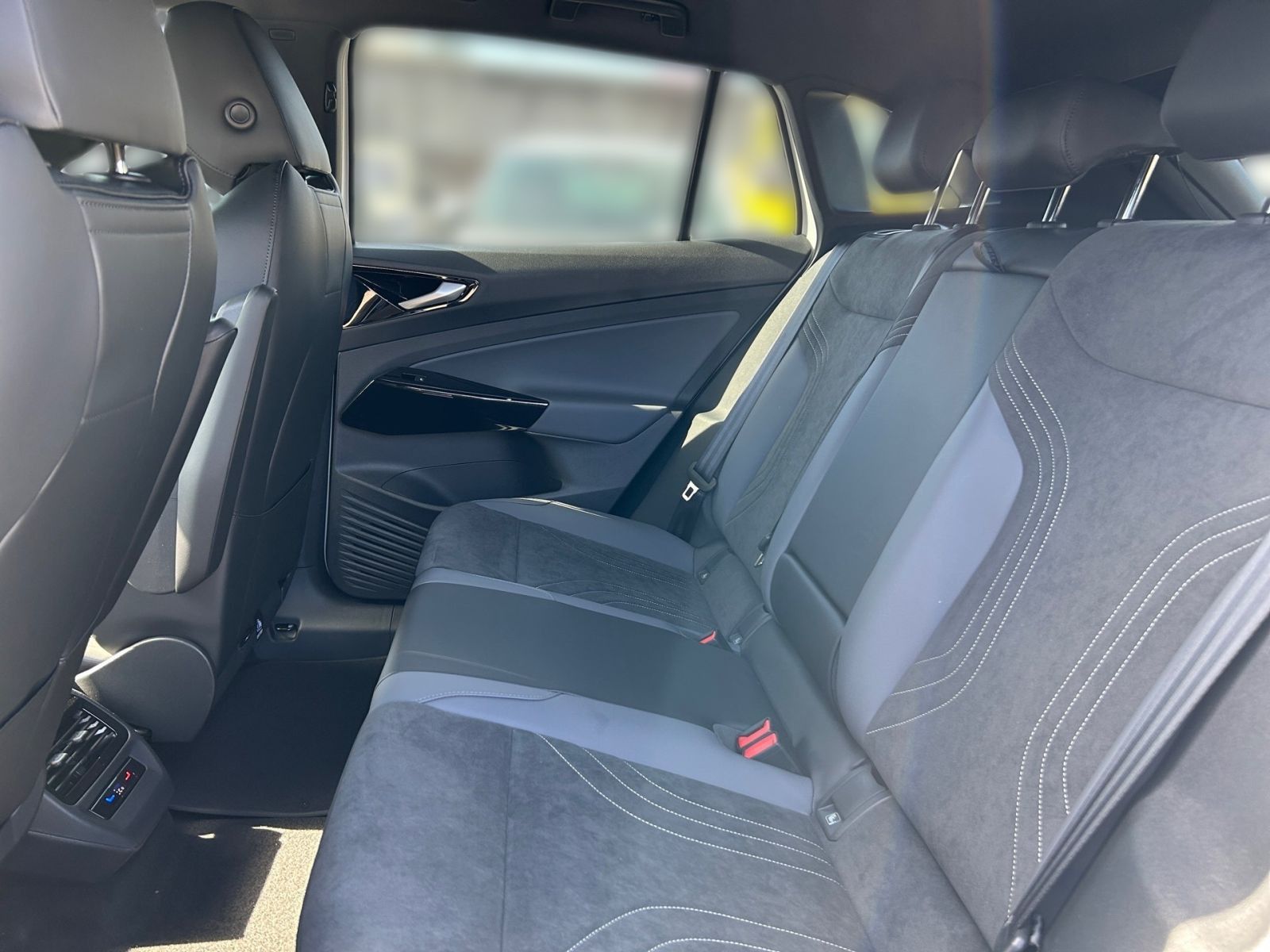 Fahrzeugabbildung Volkswagen ID.4 Pure ENERGY 125 kW (170 PS) GJR ACC RFK
