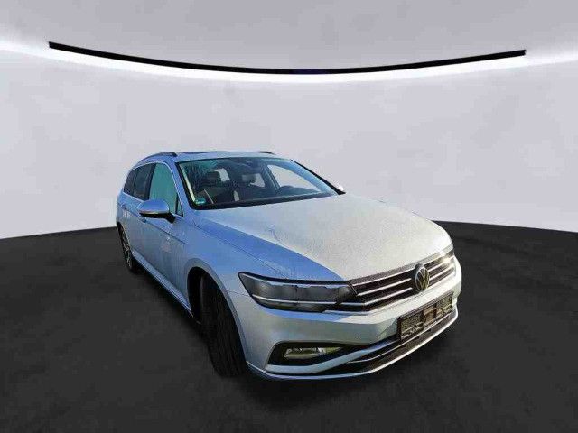 Fahrzeugabbildung Volkswagen Passat Variant 2.0 TDI LED Navi AHK PANO RFK SHZ