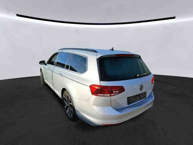 Fahrzeugabbildung Volkswagen Passat Variant 2.0 TDI LED Navi AHK PANO RFK SHZ