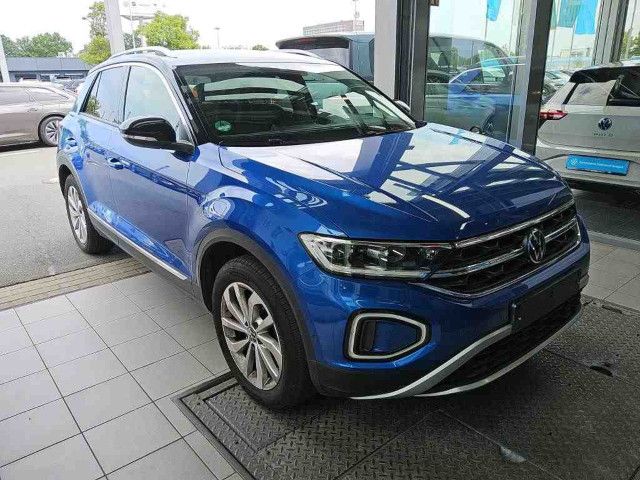 Fahrzeugabbildung Volkswagen T-Roc Style 1.5 TSI LED Navi AHK STDHZ ACC SHZ