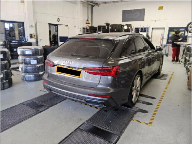 Fahrzeugabbildung Audi A6 Avant S line 50TDI quattr MATRIX STDHZ 360°