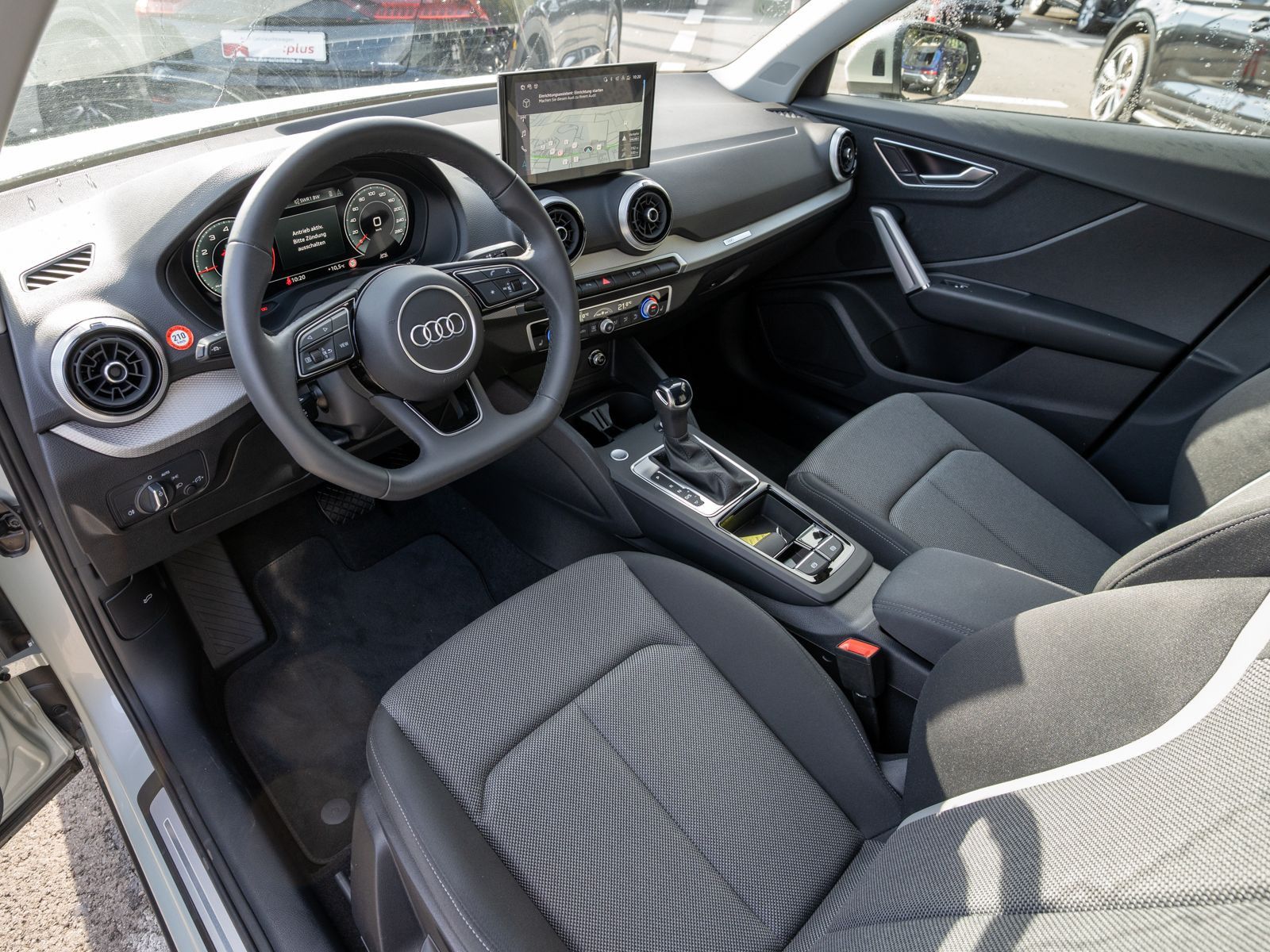 Fahrzeugabbildung Audi Q2 advanced 35TFSI Stronic NAVI LED AHK SHZ PDC